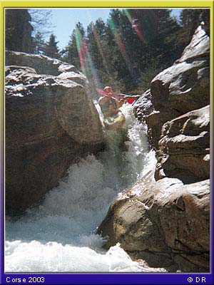 c2003_009